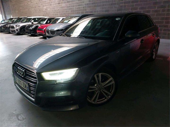 AUDI A3 SPORTBACK 2018 wauzzz8v0ja134727