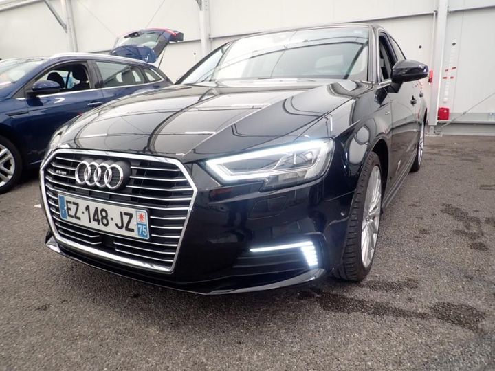 AUDI A3 SPORTBACK 2018 wauzzz8v0ja148949