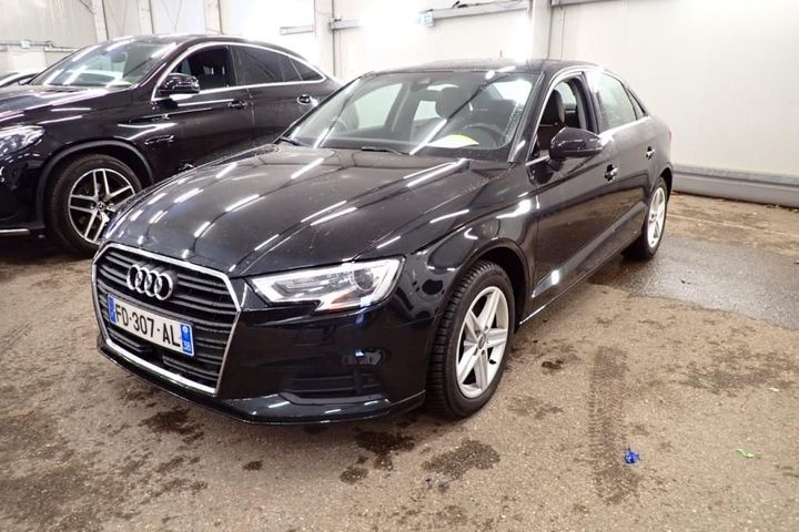 AUDI A3 BERLINE 2019 wauzzz8v0k1015710