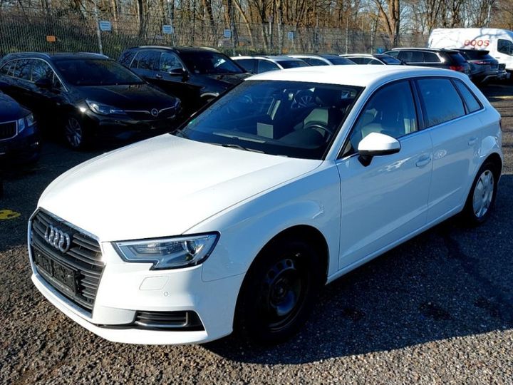 AUDI A3 2018 wauzzz8v0ka030854