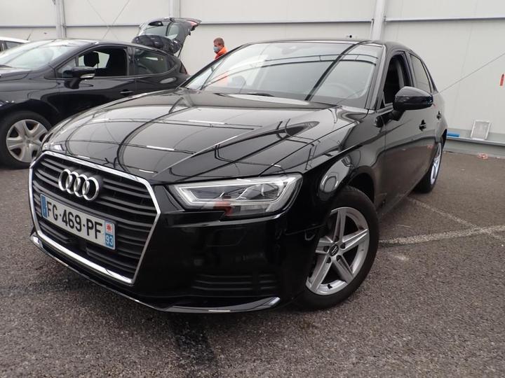 AUDI A3 SPORTBACK 2019 wauzzz8v0ka055267