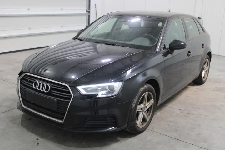 AUDI A3 SPORTBACK 2019 wauzzz8v0ka057682