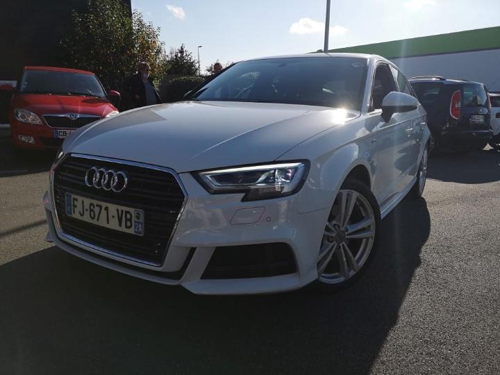 AUDI A3 SPORTBACK 2019 wauzzz8v0la002568