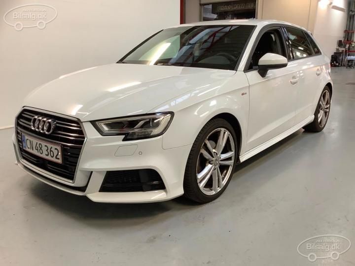 AUDI A3 SPORTBACK 2019 wauzzz8v0la015370