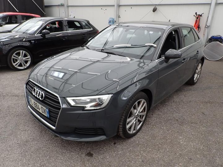 AUDI A3 SPORTBACK 2019 wauzzz8v0la019936