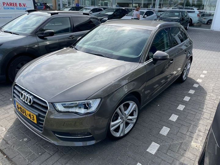 AUDI A3 SPORTBACK 2013 wauzzz8v1da054017