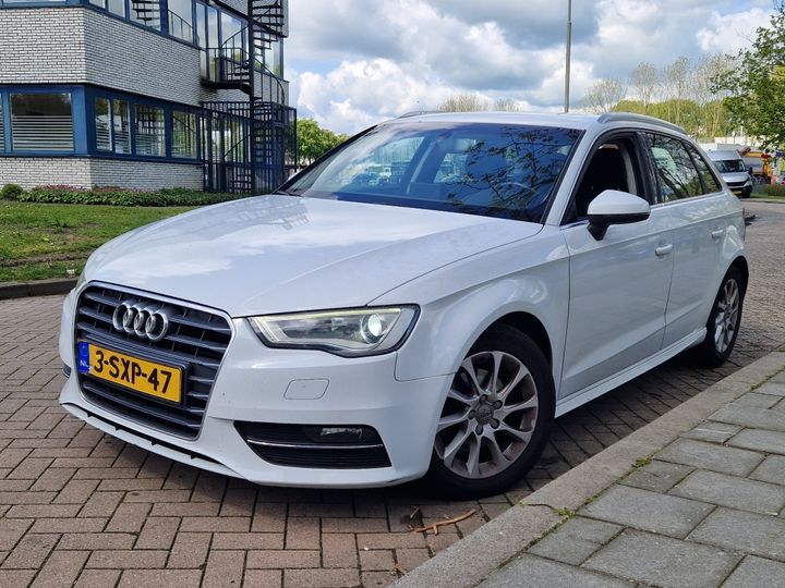 AUDI A3 SPORTSBACK 2013 wauzzz8v1ea108787