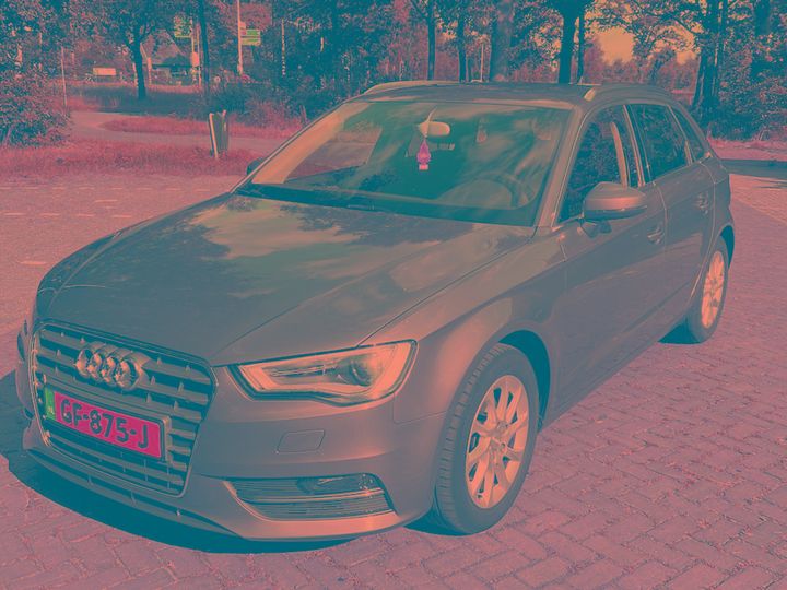 AUDI A3 SPORTBACK 2015 wauzzz8v1fa065361