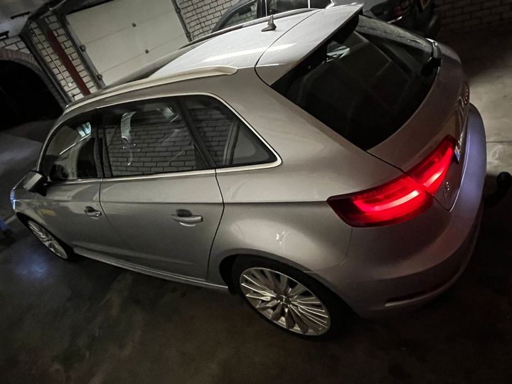 AUDI A3 SPORTBACK 2015 wauzzz8v1ga018087