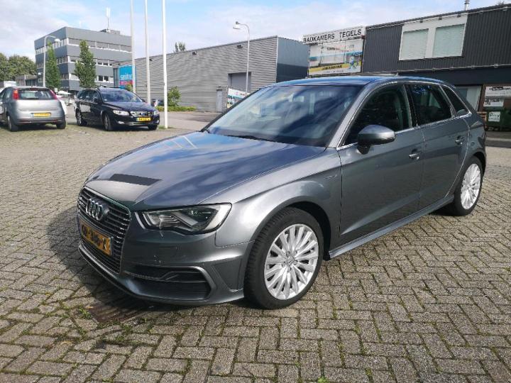 AUDI A3 SPORTBACK 2015 wauzzz8v1ga023564