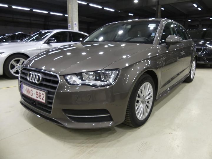 AUDI A3 SPORTBACK 2016 wauzzz8v1ga120652