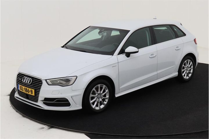 AUDI A3 SPORTBACK 2016 wauzzz8v1ga154137