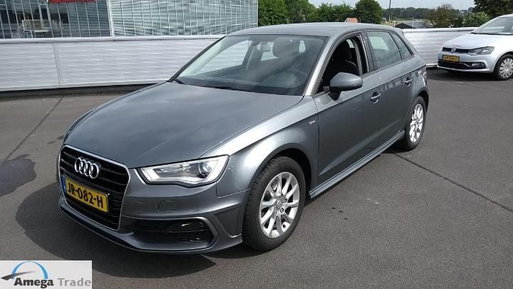 AUDI A3 SPORTBACK 2016 wauzzz8v1ga165817