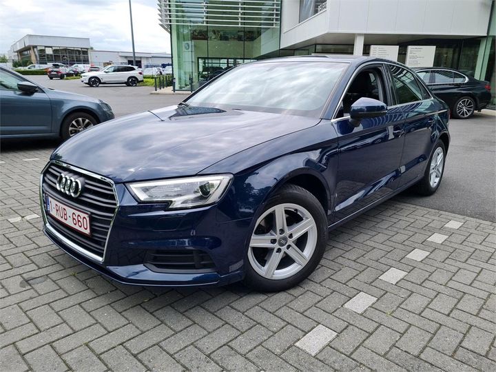 AUDI A3 BERLINE 2017 wauzzz8v1h1058221