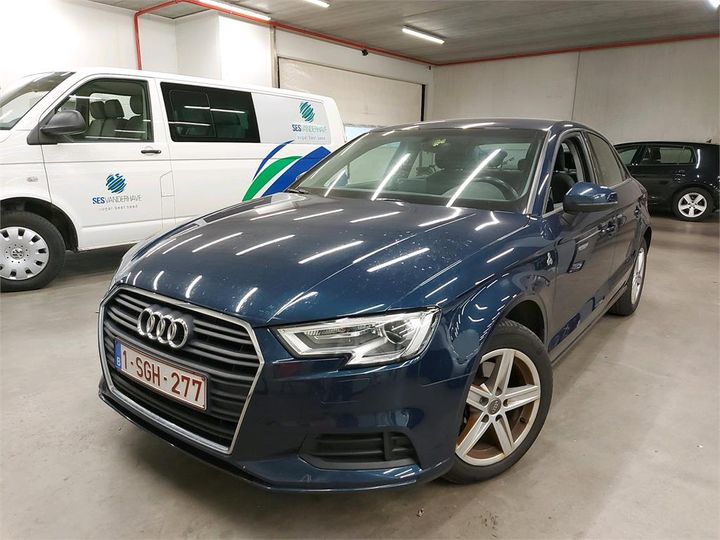 AUDI A3 BERLINE 2017 wauzzz8v1h1073124