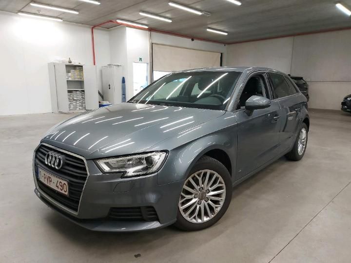 AUDI A3 SPORTBACK 2016 wauzzz8v1ha046313