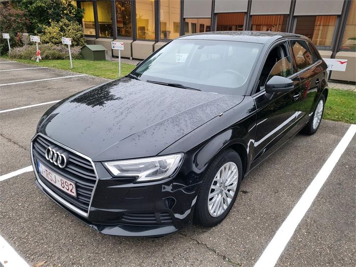 AUDI A3 SPORTBACK 2017 wauzzz8v1ha103836