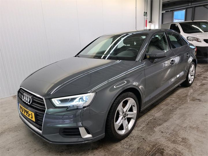 AUDI A3 2017 wauzzz8v1j1001068