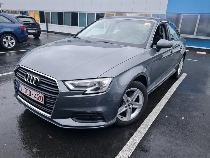 AUDI A3 BERLINE 2017 wauzzz8v1j1021191