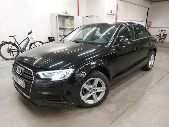 AUDI A3 BERLINE 2018 wauzzz8v1j1040436