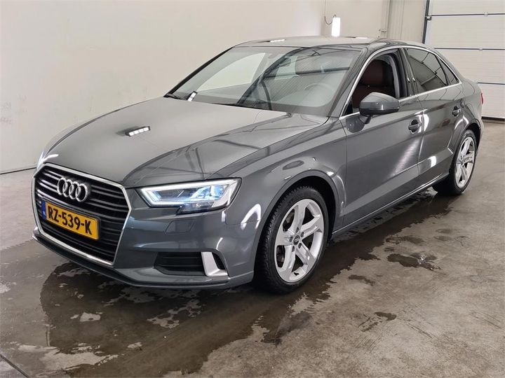 AUDI A3 2018 wauzzz8v1j1047595