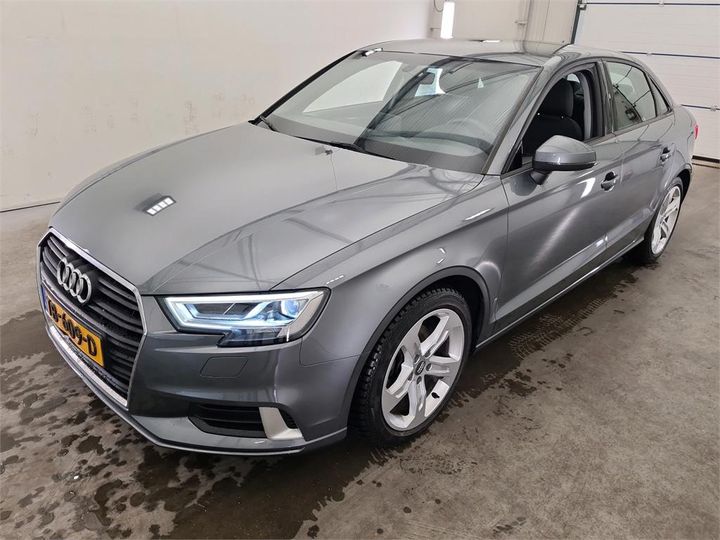 AUDI A3 2018 wauzzz8v1j1084565