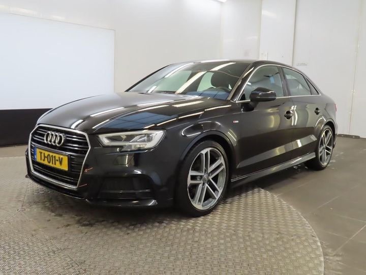 AUDI A3 LIMOUSINE 2018 wauzzz8v1j1088714