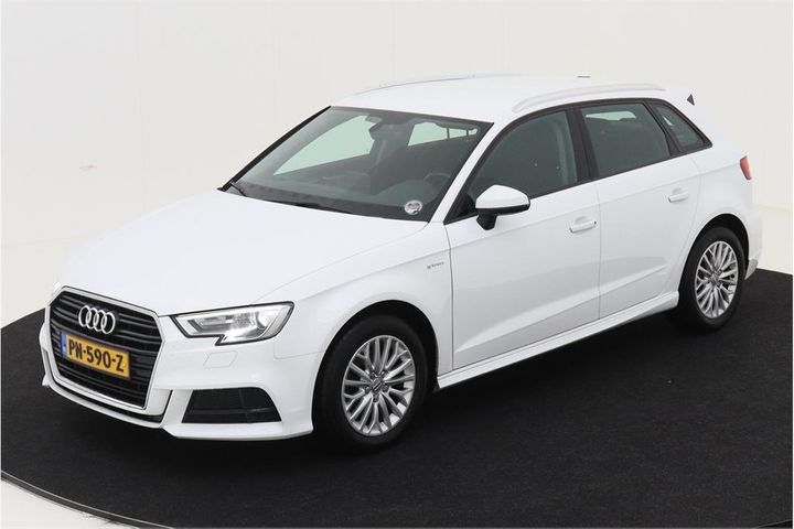 AUDI A3 SPORTBACK 2017 wauzzz8v1ja021420