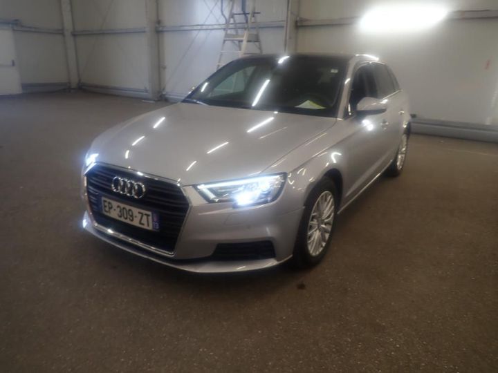 AUDI A3 SPORTBACK 2017 wauzzz8v1ja025676