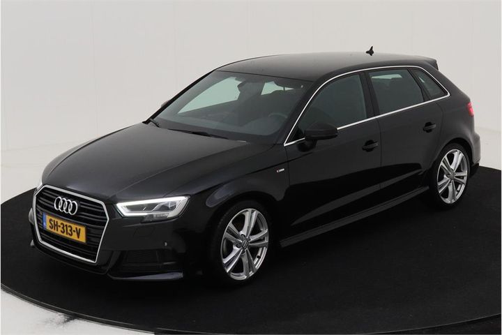 AUDI A3 SPORTBACK 2018 wauzzz8v1ja069046