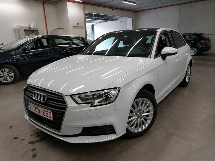 AUDI A3 SPORTBACK 2018 wauzzz8v1ja074084