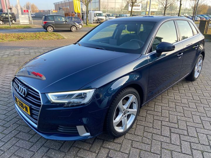 AUDI A3 SPORTBACK 2018 wauzzz8v1ja074425