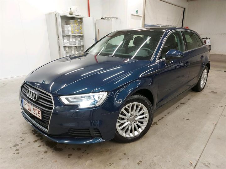 AUDI A3 SPORTBACK 2018 wauzzz8v1ja074618