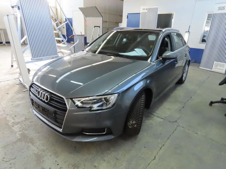 AUDI A3 SPORTBACK 2018 wauzzz8v1ja082847