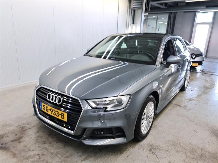 AUDI A3 2018 wauzzz8v1ja098692