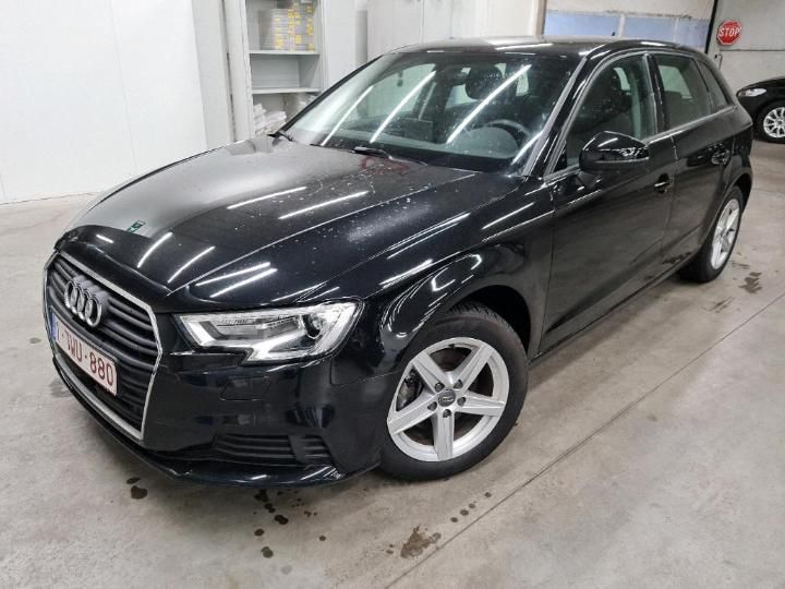 AUDI A3 SPORTBACK 2018 wauzzz8v1ja099017