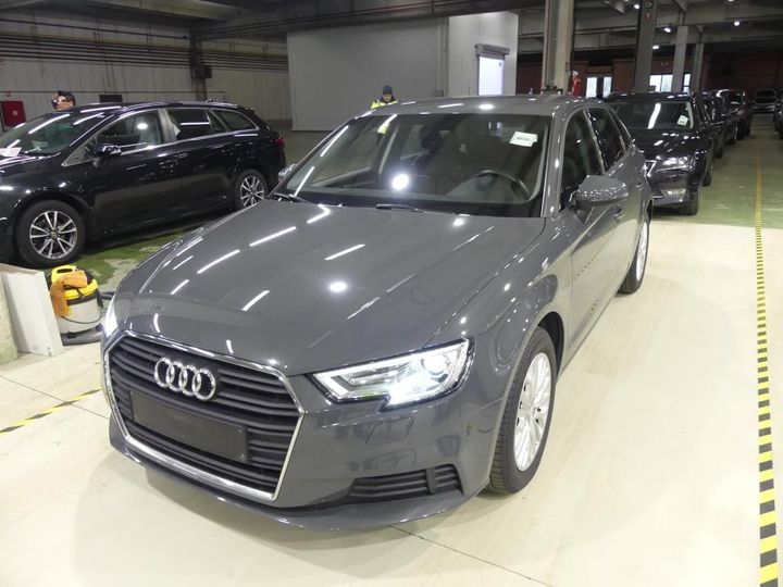 AUDI A3 SPORTBACK 2018 wauzzz8v1ja114597