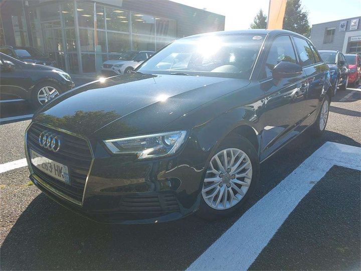 AUDI A3 SPORTBACK 2018 wauzzz8v1ja142450