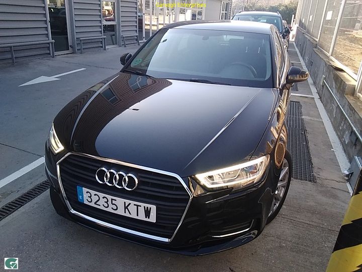 AUDI A3 2019 wauzzz8v1ka020866