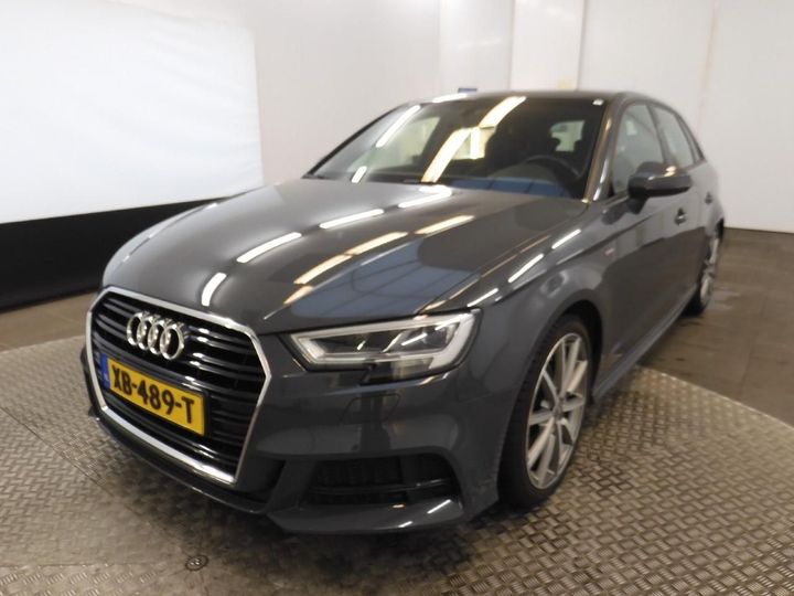 AUDI A3 SPORTBACK 2018 wauzzz8v1ka030197