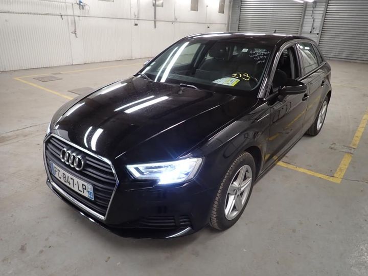 AUDI A3 SPORTBACK 2018 wauzzz8v1ka046206