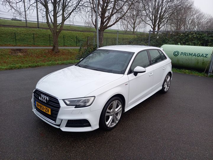 AUDI A3 SPORTBACK 2019 wauzzz8v1ka074717