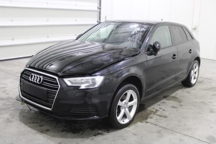 AUDI A3 SPORTBACK 2019 wauzzz8v1ka079321