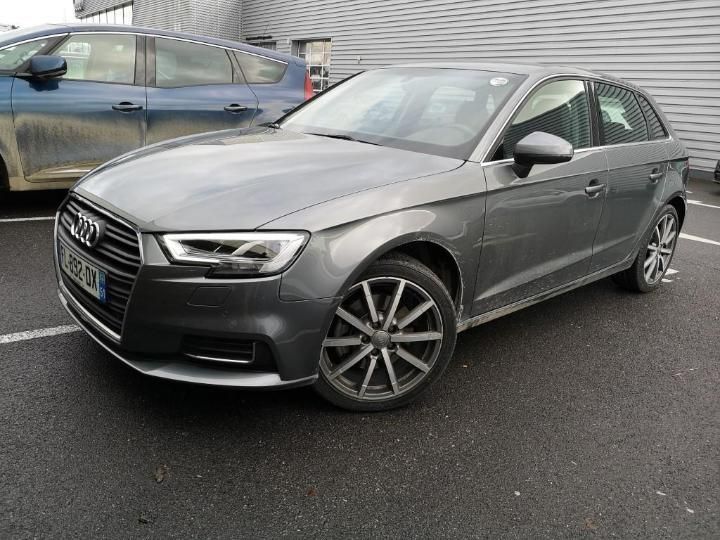 AUDI A3 SPORTBACK 2019 wauzzz8v1la026877