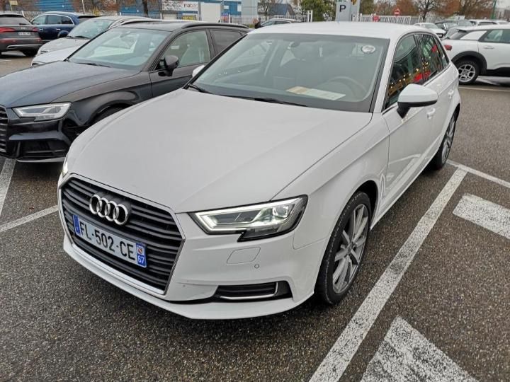 AUDI A3 SPORTBACK 2019 wauzzz8v1la027267