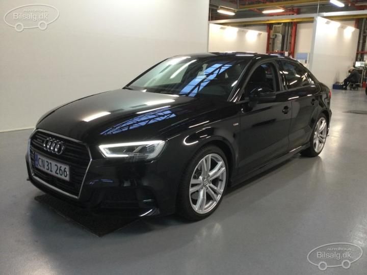 AUDI A3 SALOON 2019 wauzzz8v1la030394