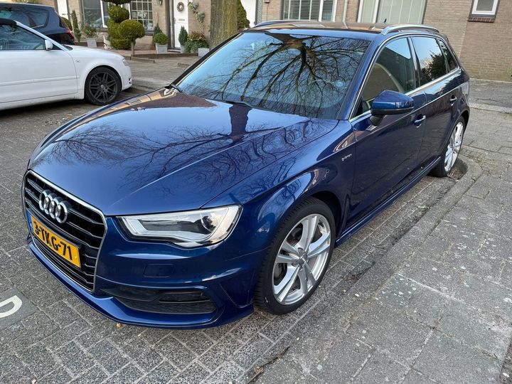 AUDI A3 SPORTBACK 2014 wauzzz8v2ea131012