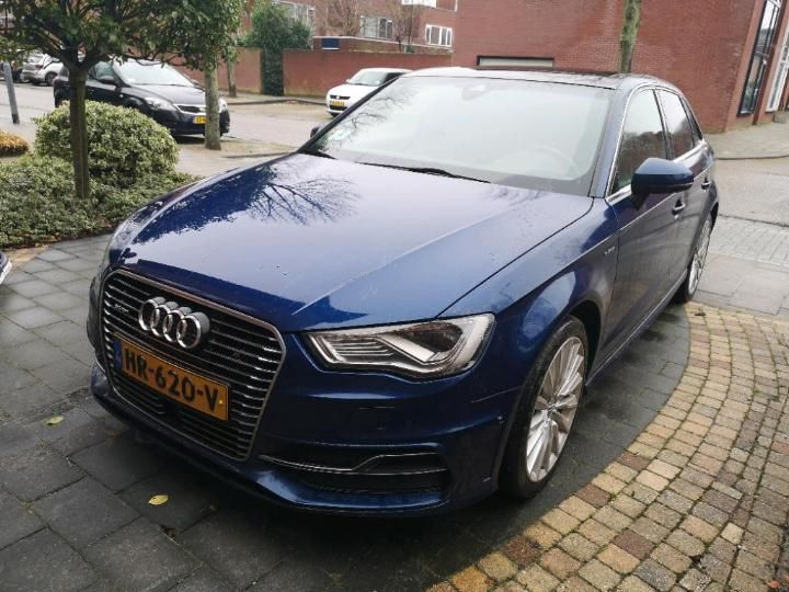 AUDI A3 SPORTBACK 2015 wauzzz8v2ga098208