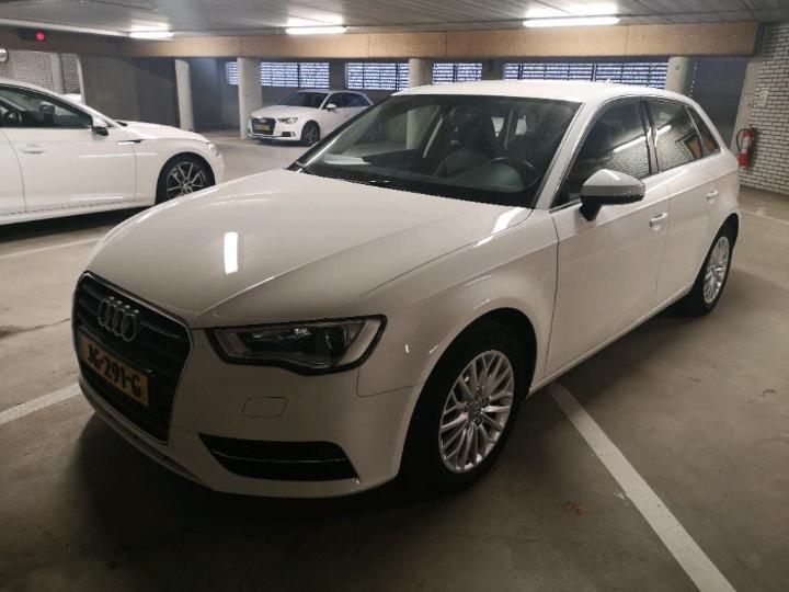 AUDI A3 SPORTBACK 2016 wauzzz8v2ga129473