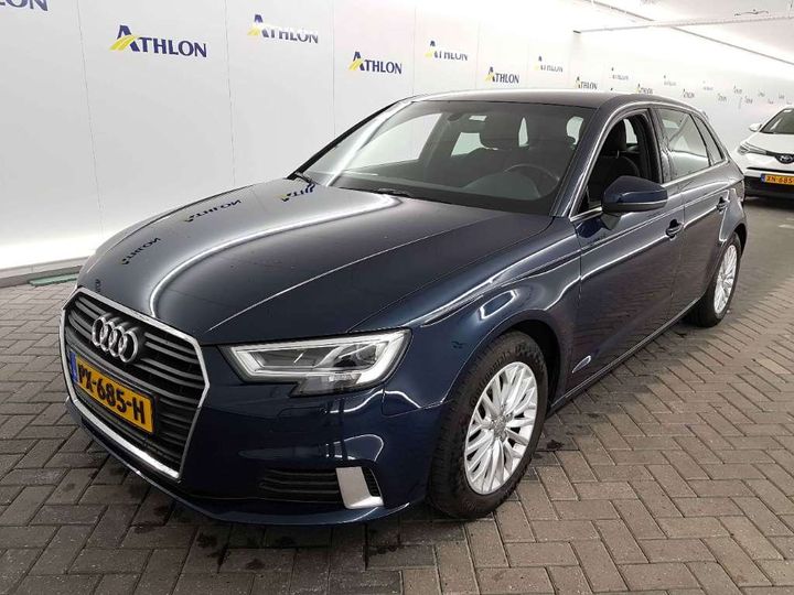 AUDI A3 SPORTBACK 2018 wauzzz8v2ha072984